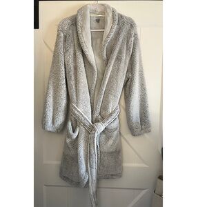 Fuzzy Aerie Robe